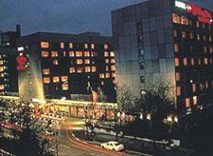 Holiday Inn Munich-Schwabing Εξωτερικό φωτογραφία